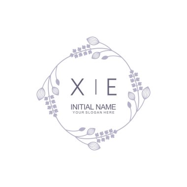 Çiçek İlham Veren İlk XE Logoları Zamansız ve Sanatsal Markalaşma İçin