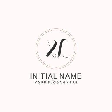 Markalaşma Kimliği için XL Minimalist Klasik İlk Logo Tasarımı