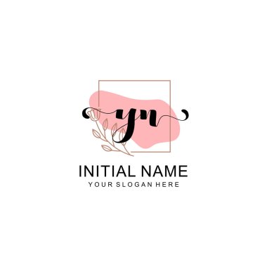 Sanatsal Fırça Aksanlı YN Modern El Yazısı Logosu