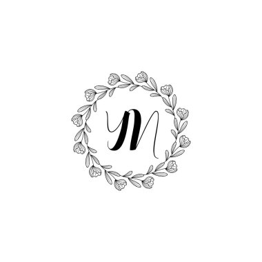 Çiçek İlham Veren YN Logoları Zamansız ve Sanatsal Markalaşma İçin