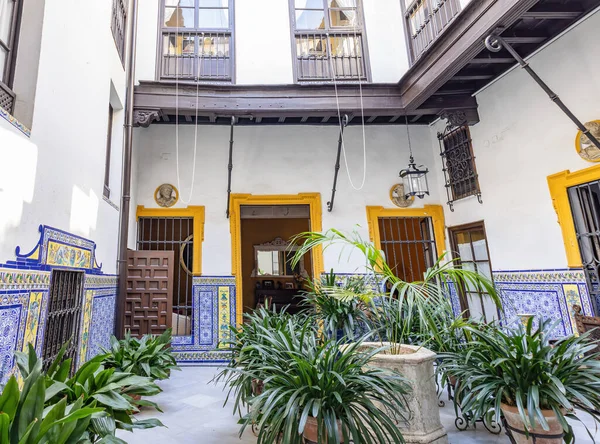 Schöner Andalusischer Innenhof Santa Cruz Viertel Sevilla Andalusien Spanien — Stockfoto