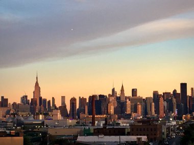 Manhattan Skyline at Dawn (New York, New York, ABD)