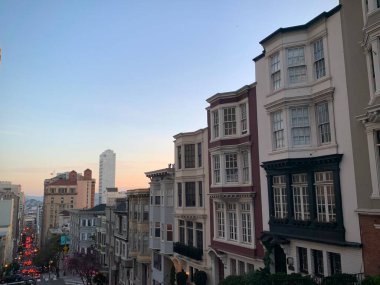 San Francisco, Kaliforniya, ABD - 26 Şubat 2020 Nob Hill Yamacı