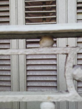 Metal pencereli soyut arkaplan