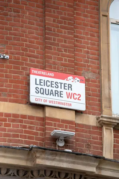 Westminster City, Londra 'daki Leicester Meydanı için bir işaret. Alan eğlence ve kültür için merkezi bir merkezdir..