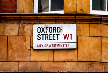 Londra 'daki Oxford Caddesi için sokak tabelası, Westminster şehrinde..