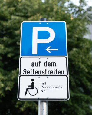 Trafiğin çevresindeki her şey için Almanya - Araçlar, Şehir Hayatı - Arabalar, Yayalar, Çocuklar, Trafik - Sokak İşaretleri