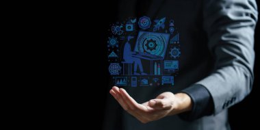 İş ve teknoloji. Ofisinde çalışan bir iş adamı. Teknoloji kavramı