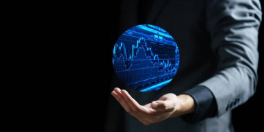İşadamı elinde borsa grafiği olan bir grafik tutuyor.