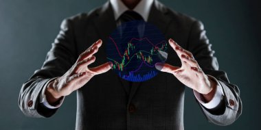 Sanal grafiği olan bir iş adamı. finansal büyüme ve yatırım kavramı.