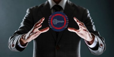 İş adamı elleriyle küreyi gösteriyor. küresel iş ağı konsepti. karışık ortam