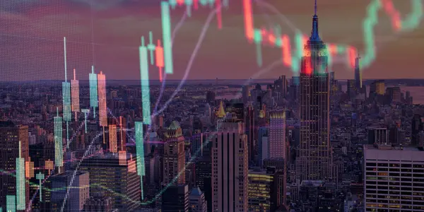 Gökdelenler arka planda çift pozlama ile şehir görünümünde eski grafik. Mali analiz kavramı.