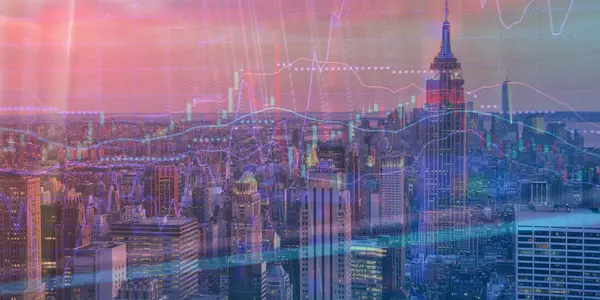 Şehrin arka planında ön x grafik çizimlerine çift pozlama. Başarı konsepti.