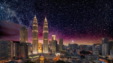 kuala lumpur, malezya - 16 Aralık, 2017: kuala lumpur şehir gece görüşü