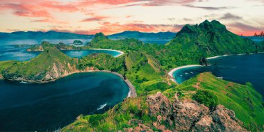 Norveç 'in on ada ve adasının güzel hava manzarası