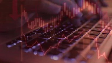 Dünya haritası ve dizüstü bilgisayarla soyut mali tablonun arka planda, araştırma ve strateji konseptiyle çifte pozlandırılması