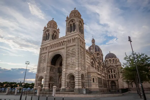 La Major Katedrali ve Akdeniz Işığı