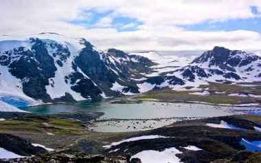 Dağların güzel manzarası