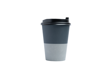 Siyah kapaklı ve siyah gri desenli paket kahve fincanı. Ön görünüm, şeffaf arkaplan, PNG.