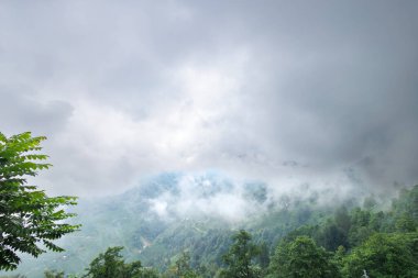 Dağların güzel manzarası