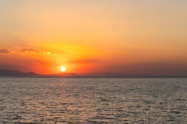 Van Gölü üzerinde güzel bir gün batımı