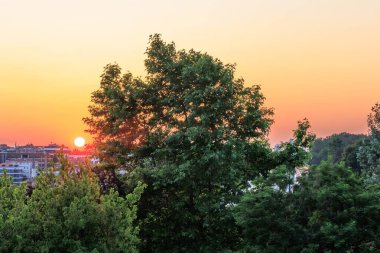 Yazın gün batımı