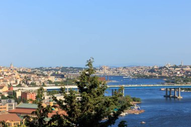 İstanbul şehri ve altın boynuz köprüsü, hali köprüsü ve tarihi yarımada