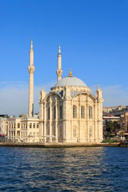 Ortakoy Camii, İstanbul 'da bir camidir.