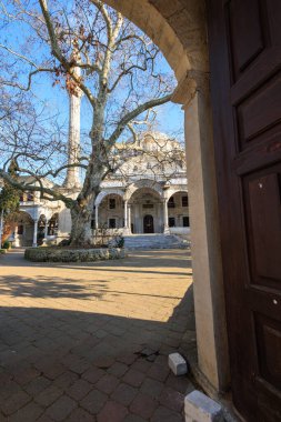 İstanbul 'un ana kapısından Uskudar Selimiye Camii manzarası