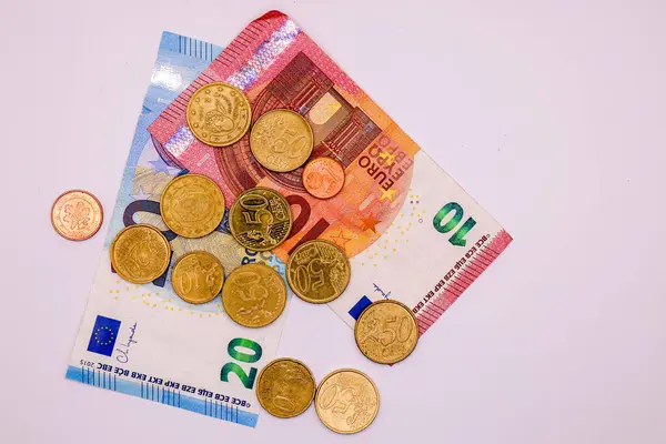 Euro para banknotları ve madeni paralar