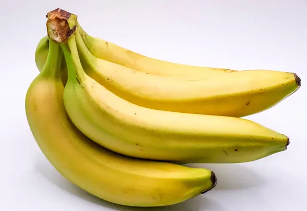 Beyaz Arkaplanda Muz Meyvesi İzole.