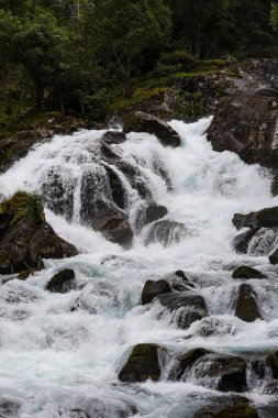 Norveç, Geiranger 'de Fossevandring Şelalesi