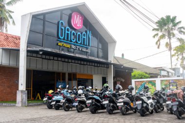 Bali, Endonezya - 22 Aralık 2024: Mie Gacoan restoranı, Bali. 