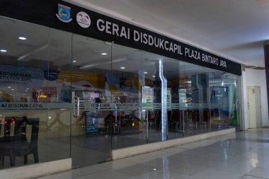 Jakarta, Endonezya - 30 Ocak 2025: Gerai DISDUKCAPIL Plaza Bintaro Jaya