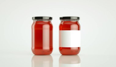 Çilek sosu, ketçap şişeli yüksek çözünürlüklü resim.