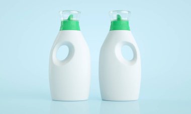 3 kiloluk çamaşır deterjanı şişesinin yüksek çözünürlüklü resmi