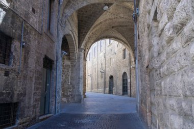 Boniface VIII, İtalya 'nın Rieti kentinde Via Cintia kenti boyunca yer alan bir üst geçittir.