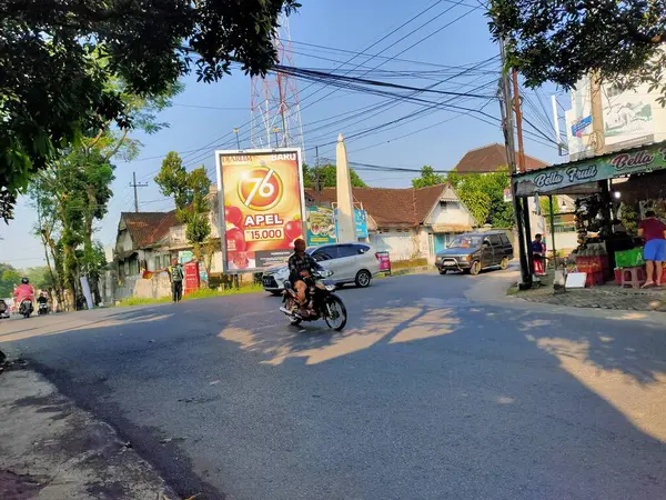 Yoğun Endonezya Kavşağı: Malang, Doğu Java. 21 Haziran 2025