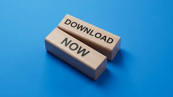 Şimdi İndir - kelime kavramı. Minimalist Soyut Tasarım, ahşap blokların kapatılması, mavi arkaplanda 3D görüntüleme.