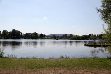 Petersfield Heath Pond 'dan Butser Hill' e doğru bak..