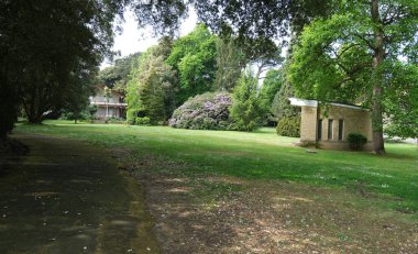 Shanklin, Wight Adası, İngiltere. 22 Mayıs 2025. Rylstone Bahçelerindeki Rylstone Kadeh ve Orkestra Standı. 