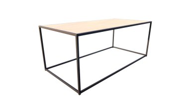 Modern ahşap sandalye beyaza izole edilmiş.