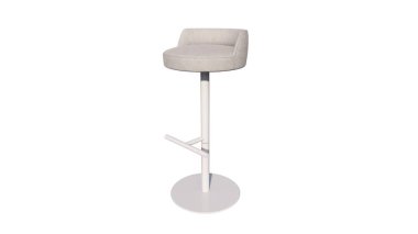 Beyaz ofis sandalyesi beyaz arka plan üzerinde izole