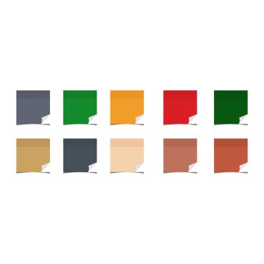 Beyaz arkaplandaki yapışkan notlar için renkli sayfalar.