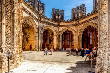 Batalha, Portekiz 11 Mayıs 2022: Dominikliler Manastırı, diğer adıyla Mosteiro da Batalha, diğer adıyla: Zafer Manastırı, 1388 yılında Portekiz 'in 1385 yılındaki Aljubarrota Muharebesi' ndeki zaferinin anısına kuruldu..