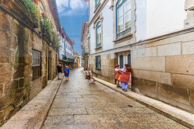 Guimaraes (Portekizce: Guimaraes, Portekiz, 16 Mayıs 2022), Portekiz 'in kuzeyinde, Braga iline bağlı şehir. Şehir 9. yüzyılda kurulmuş ve Vimaranes olarak adlandırılmıştır..