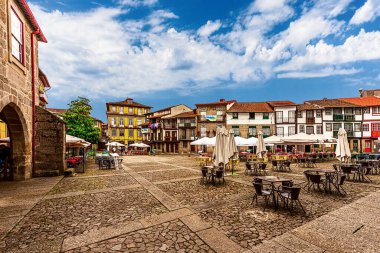 Guimaraes (Portekizce: Guimaraes, Portekiz, 16 Mayıs 2022), Portekiz 'in kuzeyinde, Braga iline bağlı şehir. Şehir 9. yüzyılda kurulmuş ve Vimaranes olarak adlandırılmıştır..