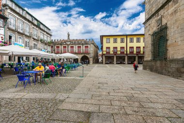 Guimaraes (Portekizce: Guimaraes, Portekiz, 16 Mayıs 2022), Portekiz 'in kuzeyinde, Braga iline bağlı şehir. Şehir 9. yüzyılda kurulmuş ve Vimaranes olarak adlandırılmıştır..
