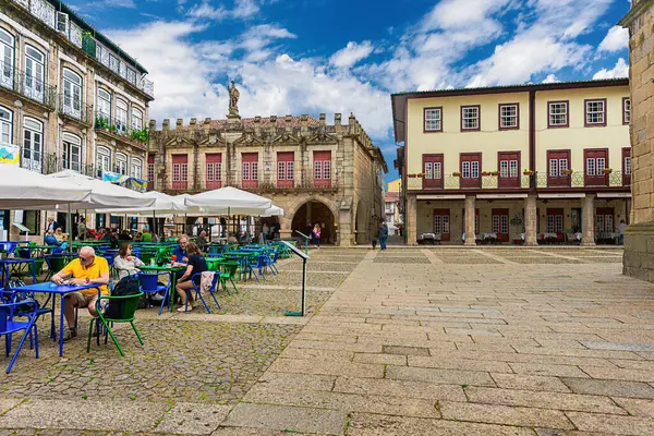 Guimaraes (Portekizce: Guimaraes, Portekiz, 16 Mayıs 2022), Portekiz 'in kuzeyinde, Braga iline bağlı şehir. Şehir 9. yüzyılda kurulmuş ve Vimaranes olarak adlandırılmıştır..