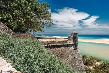 Algarve, Portekiz 29 Mayıs 2022, Vila Real de Santo Antonio belediyesinin Vila Nova de Cacela ilçesine bağlı küçük bir köydür..